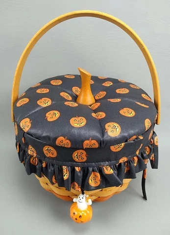 Longaberger Pumpkin Basket 7.5" 1996 w/Lid, Liner, Protector, & Tie-On Charm Cover
