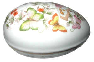 Vintage Avon Butterfly Hinged Egg Trinket 5" Box 22K Gold Trim Japan 1974 - Picture 1 of 8