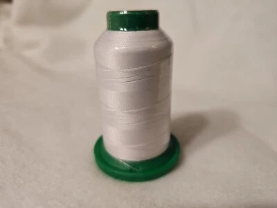 Amann Isacord 40 100% Polyester 1094 Yds Color#2922 Paper White - Image 1 of 2