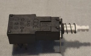 Przełącznik zasilania Amiga Commodore Monitory 1084, 1901 C64/C128 - Zdjęcie 1 z 2