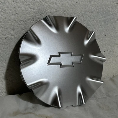 2004-2006 Chevy SSR Hyper Silver Aluminum FRONT Wheel Center Hub Cap VT-111501 - Image 1 of 4