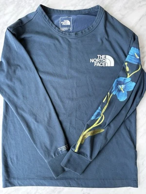 Женская футболка с длинным рукавом North Face, гималайский цветочный дизайн, размер маленький - Изображение 1 из 4