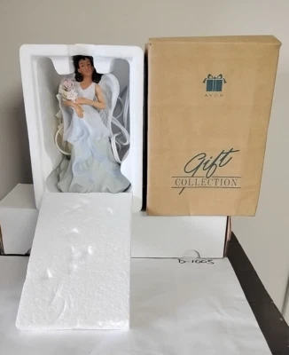 Porcelain Angel (Night) Light - Avon-2001 - New in Box - Image 1 of 2