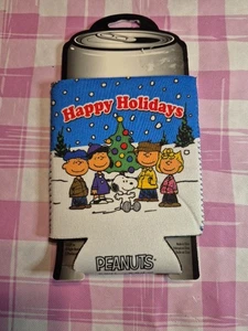 2019 Peanuts Worldwide Christmas Icup Can Coozie Happy Holidays - Picture 1 of 10