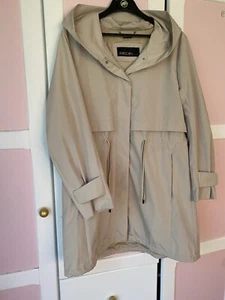 Neue Marc Cain Parka, Regenmantel, Beige, Gr. 40 - Bild 1 von 4