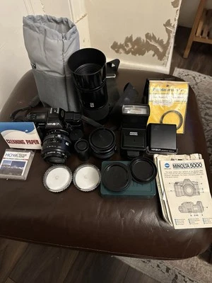Minolta AF 5000 35mm SLR + 28mm & 70–210mm Lens + Flash + Filters + Manual - Image 1 of 4