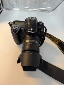 Nikon D2x kamera inkl. Nikon 18-200mm - Bild 1 von 8