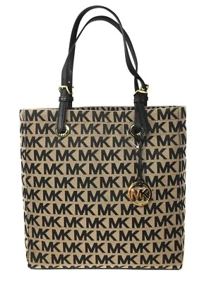 Bolso de Mano Michael Kors Jet Set North South Monograma - Beige y Negro - ¡Precio de venta sugerido por el fabricante 198 USD! Foto 1 de 4