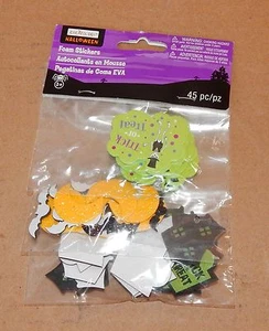 Pegatinas de espuma de Halloween creatología 45 piezas señales de truco o trato murciélagos lunares casas 40W - Imagen 1 de 2