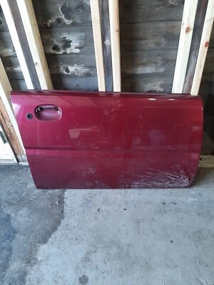 Обшивка для правой передней наружной двери седана Saturn Ion 2003-2007 годов выпуска - Изображение 1 из 3