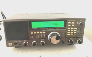 Yaesu FRG-8800 avec récepteur FRV-8800 Shortwave Receiver - Récepteur radio amateur - Photo 1/4