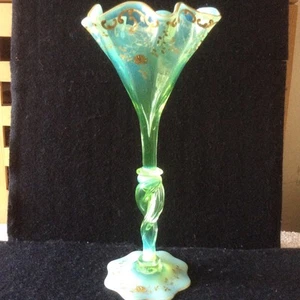 A Fantastic Victorian Webb/Jules Barbe Gilt Decorated Vaseline Blown Glass Vase - Picture 1 of 12