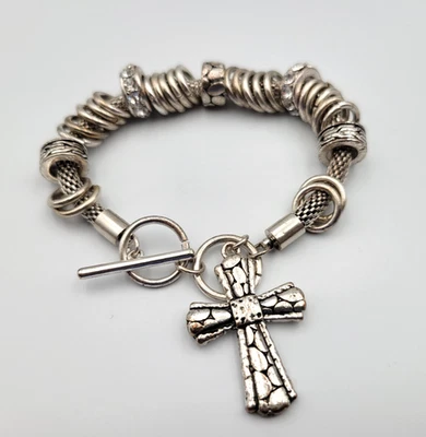 Pulseira de berloque cruz tom prata corrente de cobra anéis de strass fecho alternado - Imagem 1 de 4