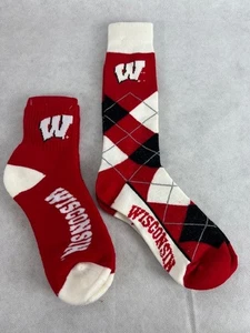 Wisconsin Badgers Football Men's Large Socks 2 Pairs - Picture 1 of 2
