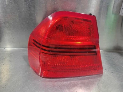 Conjunto luz trasera bmw 325i izquierda 06 Foto 1 de 2