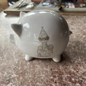 Precious Moments Enesco Keramik Sparschwein. März 2,75 Zoll großer Junge Clown - Bild 1 von 8