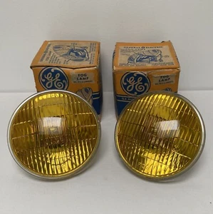 Pair of General Electric fog lamp 4012 (amber) - Picture 1 of 9