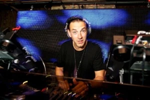 Joel Mull Live Hard & Funky Techno DJ-Sets Compilation (2010 - 2020) - Bild 1 von 6