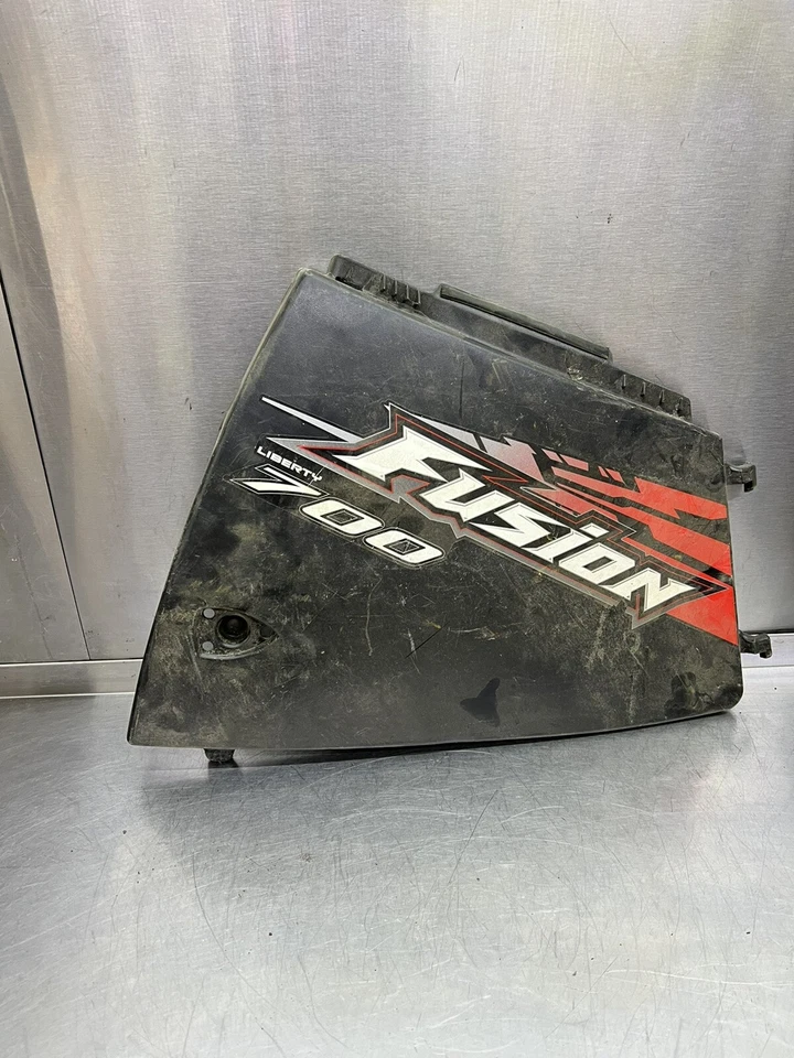 2005 - 2006 Polaris Fusion 700 900 右侧面板 2632876 — 第 1/4 张图片