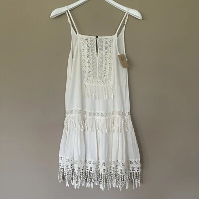 Vestido boho American Eagle Cottagecore para mujer XXS con tiras en capas flecos blanco roto Foto 1 de 4