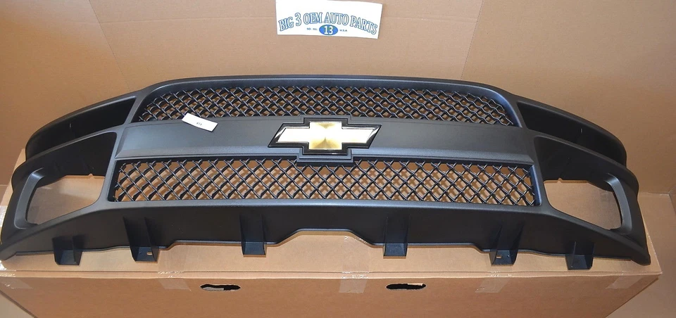 Chevrolet Express 1500/2500/3500  Front Black Grille w/ Emblem new OEM 22816424 - Image 1 of 4