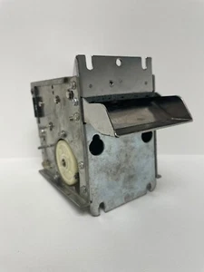 MBA HEAD EXTEND INS, aceptador de billetes, validador, $1 SOLO *COMPLETAMENTE RECONSTRUIDO* - Imagen 1 de 2