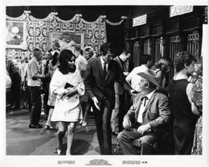 THE ONLY GAME IN TOWN original 8x10 still TAYLOR & BEATTY 1969 -- p197 - Bild 1 von 1