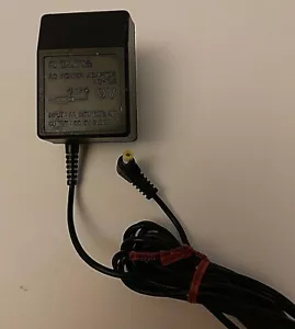 Sony 9V-210mA AC-DC Adapter Netzteil Modell AC-T35 - Bild 1 von 3