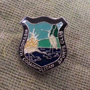 #D324.  WEYMOUTH COSMOPOLITAN  SPORTS  CLUB  LAPEL BADGE, BIRD THEME - Picture 1 of 2