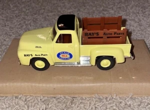 Matchbox 1:43 scale 1953 Ford F-100 Ray's Auto Parts racks - Picture 1 of 4