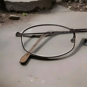 Geoffrey Beene GB 1200 Brown Eyeglass Frame 49/21/140 - Picture 1 of 6