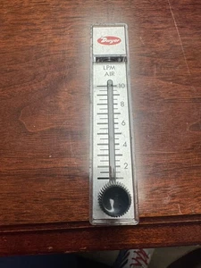 Dwyer RMA-21-SSV Flowmeter 0-10 liter/min Air, SS Valve RMA Series - Picture 1 of 2