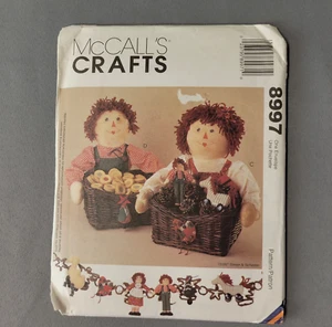 McCalls Schnittmuster #8997 Raggedy Ann & Andy Weihnachtsdeko Basteln 1997 UNCUT - Bild 1 von 4