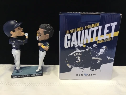2018 Milwaukee Brewers ORLANDO ARCIA RYAN BRAUN Gauntlet Bobblehead New! (BB390) Cover