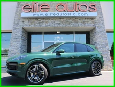 2022 Porsche Cayenne Cayenne Turbo PAINT TO SAMPLE Green NEW with delivery miles