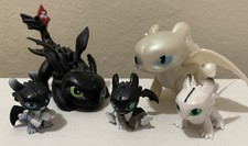 How To Train Your Dragon: Mystery Baby Nightlight + Legends Nightfury Lightfury