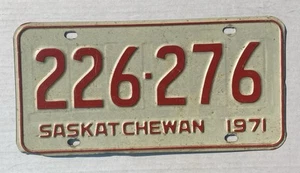 Single 1971 SASKATCHEWAN Canada License Plate #226-276 - Picture 1 of 2