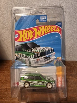BMW M3 Wagon Super Treasure Hunt Hot Wheels con Protecto Pak  Foto 1 de 4