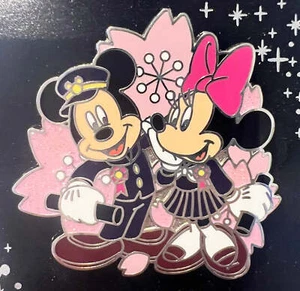 Mickey & Minnie Costumes Cherry Blossom RARE! Sakura Japan Disney Pin C05 - Picture 1 of 3