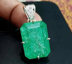 Certified 60.95 Ct Stunning Emerald 925 Solid Silver Emerald CutPendant Gemstone - Picture 1 of 6