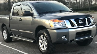 Protector de capó Husky Aeroskin deflector protector contra insectos para Nissan Titan 2004-2015 Foto 1 de 4