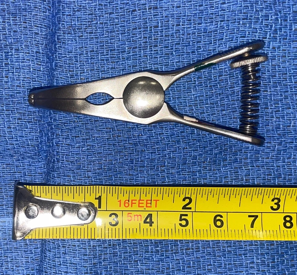 Abrazadera Glover Bulldog Codman 37-1054, curva, 2,5" Foto 1 de 1