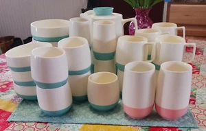 Bopp Decker 27 Pieces Including Carafe Turquoise & White, Pink & White Vintage - Picture 1 of 17