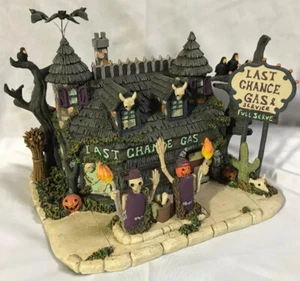 THE MUNSTERS HALLOWEEN Collection ~ Last Chance Gas Station ~ Hawthorne Village - Picture 1 of 12