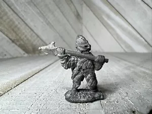 Grenadier 2005 Fighting Men 2005i Two Ended Pole Arm Man Metall - Bild 1 von 3