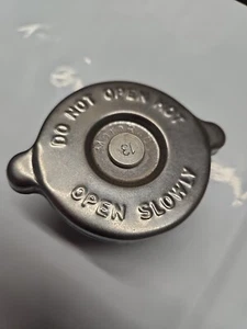 Radiator Cap 13psi NAPA USA Sized Mustang Camaro Nova Firebird Cuda Mopar Ford - Picture 1 of 4