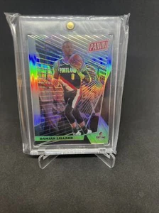 2018 Panini Prizm Refractor Numbered To /99 Damian Lillard #60 Trail Blazers - Bild 1 von 6