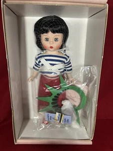 Madame Alexander Wendy Visits the Statue of Liberty Doll No. 40395 - Picture 1 of 3