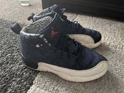 NIKE AIR JORDAN 12 Talla 2.5Y Vuelo Internacional Azul Marino Blanco BV8018-445 Foto 1 de 4