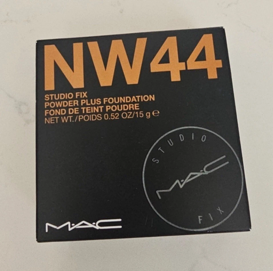 MAC Studio Fix Powder Plus Foundation - NW44 -original formula - Image 1 of 1